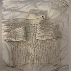 Aeropostale cropped turtle neck sweater size xs beige